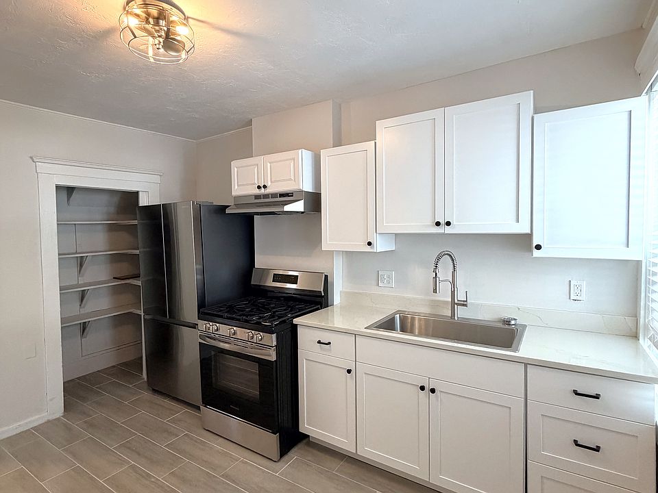 1st image of 85 Copeland St #1