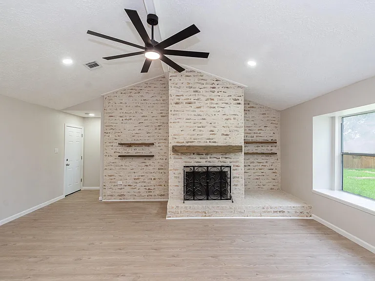 16911 Bougainvilla Ln — Photo 9