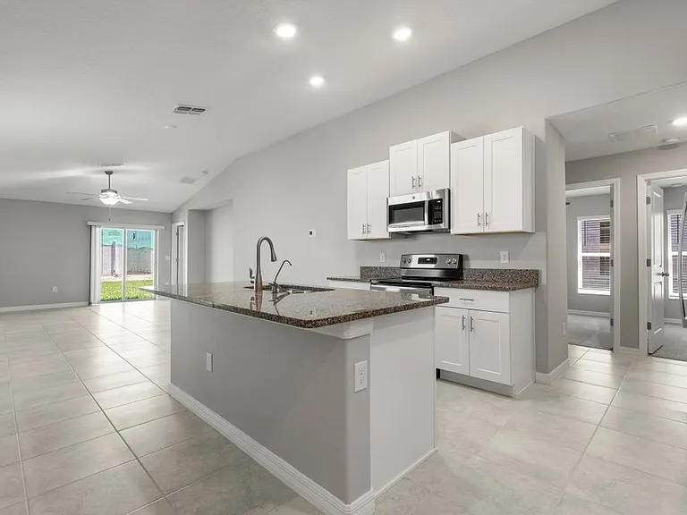 7110 Amelia Cove Ct — Photo 4