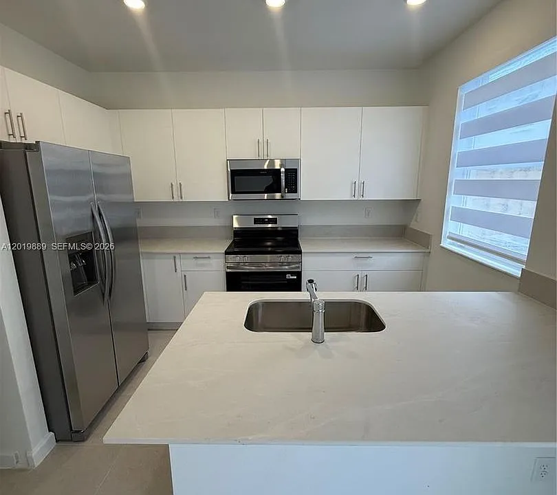 2671 SE 25th Ter