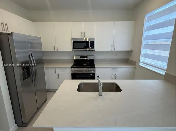 2671 SE 25th Ter, Homestead, FL