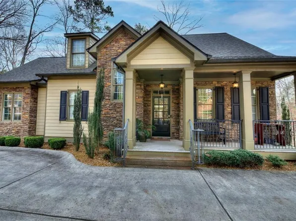 36 Oriole Dr SE, White, GA 30184