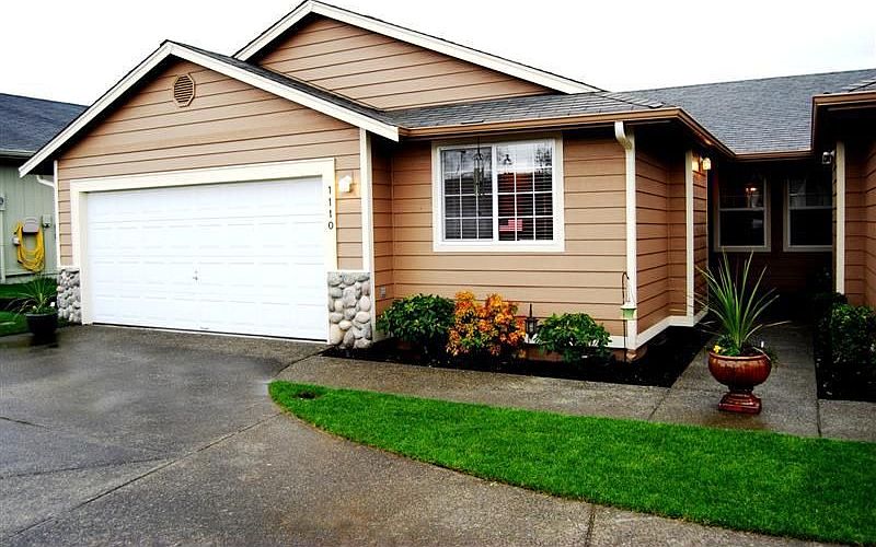 1st image of 1110 184th Street Ct E