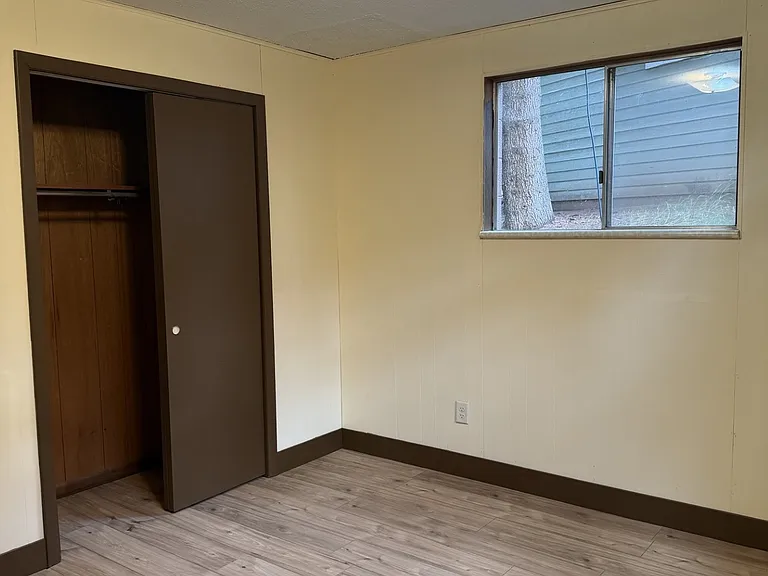 904 W Lorraine Ave — Photo 25