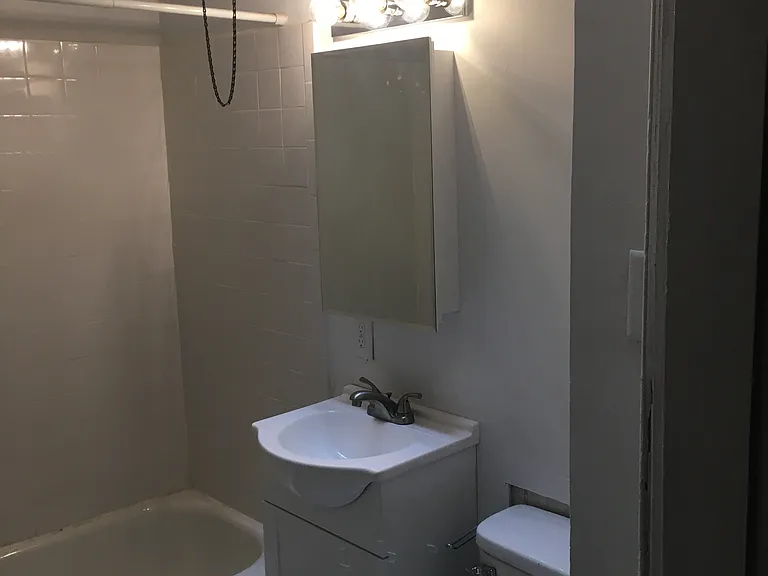 4408 Chestnut St #3 — Photo 8