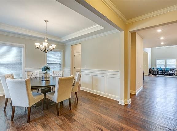 2nd image of 6621 Vizcaya Ct