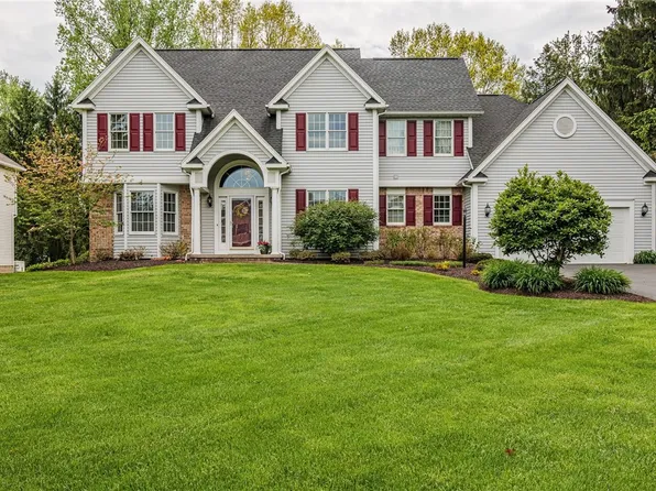 1 Scarborough Park, Rochester, NY 14625