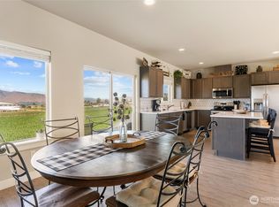 2243 S Mystical Loop, East Wenatchee, WA