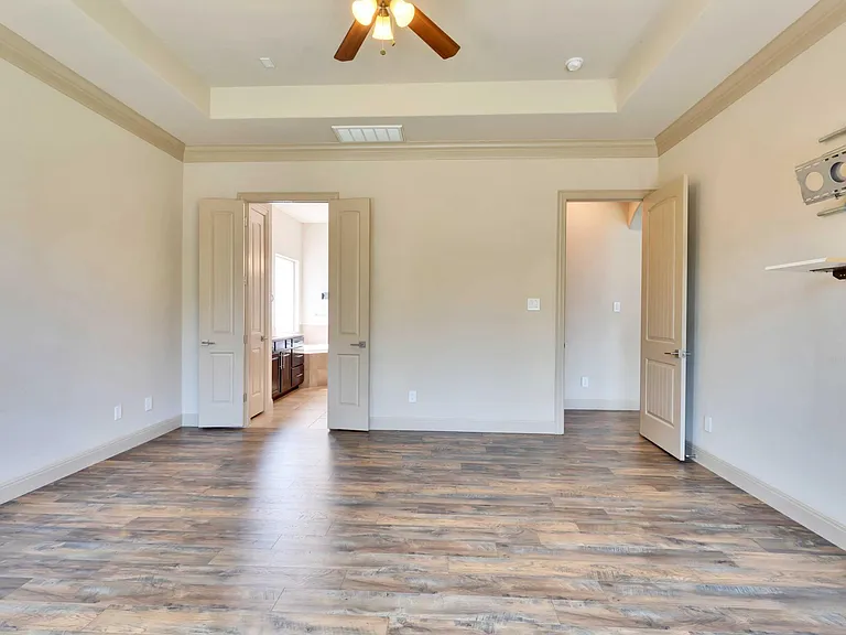 2500 Speidel Dr — Photo 29
