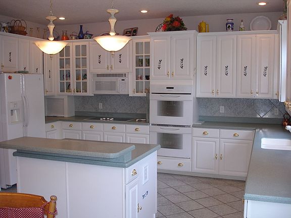 Chef's Delight - Kitchen