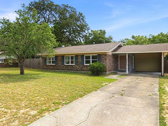 4th image of 60 Oak Ln