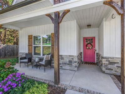 341 N Peace Haven Rd, Winston Salem, NC, 27104