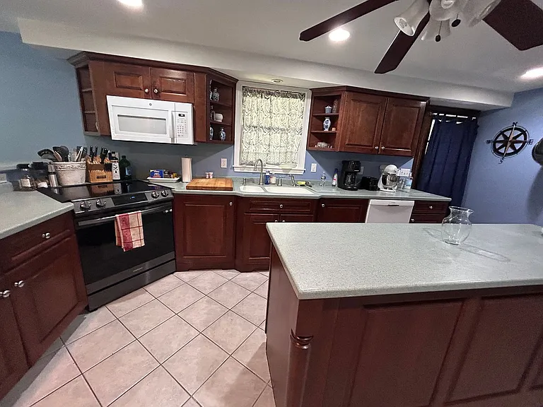 1 Castle Hill Rd — Photo 5