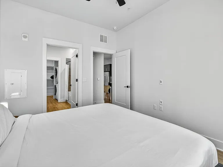 Assembly Dr — Photo 16