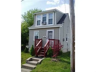 2055 Alfred St photo 1