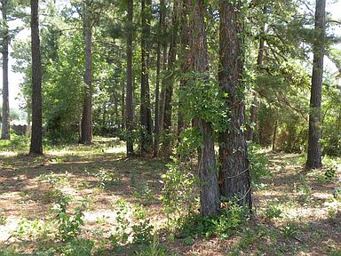 1404 Churchill Rd Moncks Corner Sc Zillow