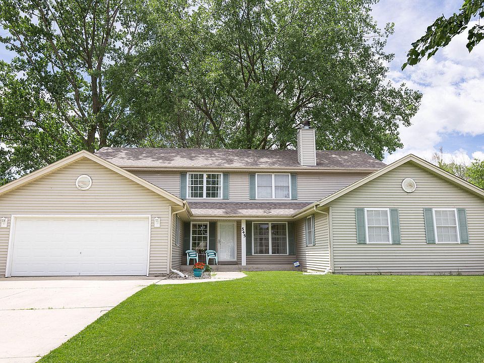 545 N Dries St, Saukville, WI 53080 Zillow