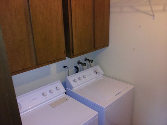 Laundry & Pantry