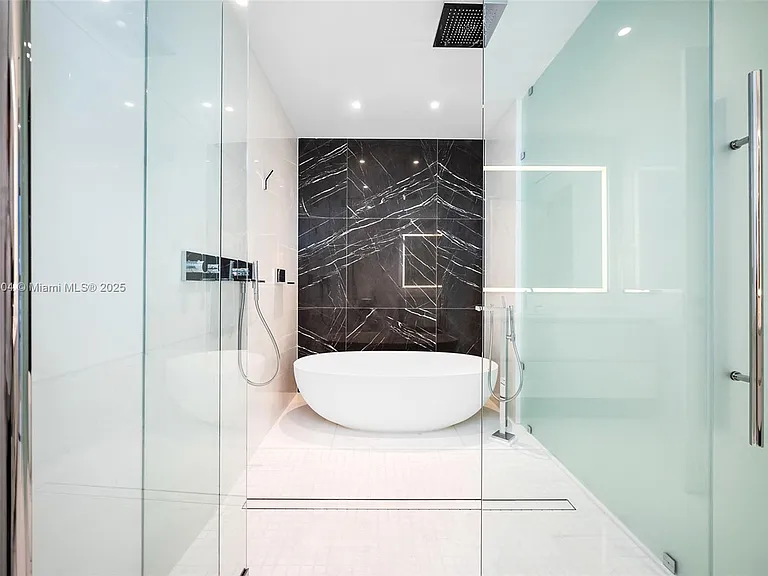 300 Biscayne Boulevard Way #3509 — Photo 22