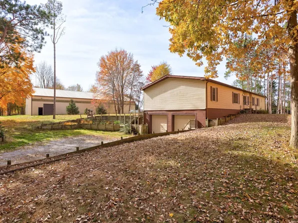 5735 Pinkerton Rd, Vassar, MI 48768