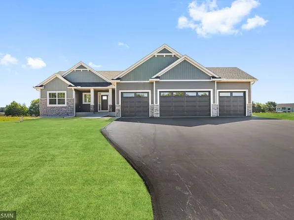 871 206th Ave NW, Oak Grove, MN 55011