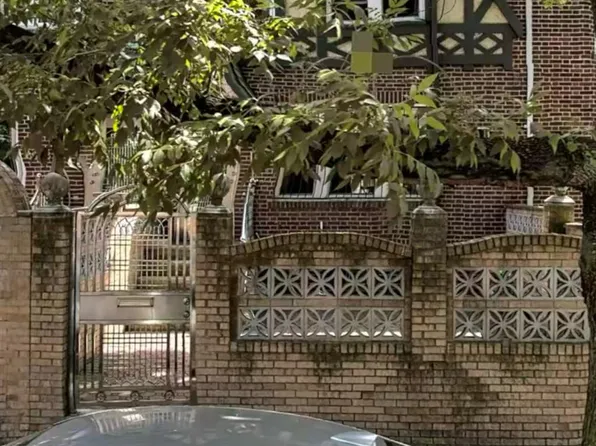 66-54 Booth Street, Rego Park, NY 11374