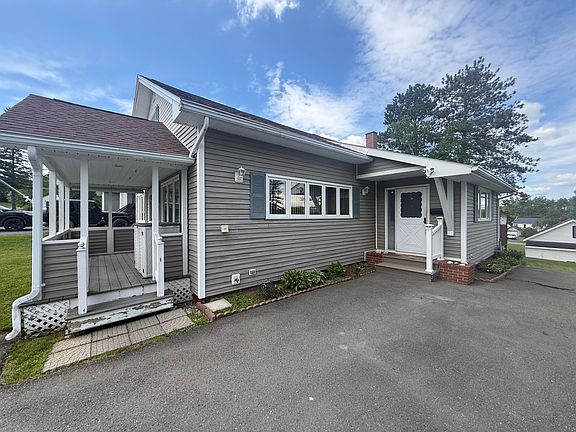 3rd image of 35 Leighton Avenue