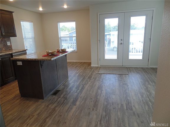 3rd image of 3218 S 180th Pl #027