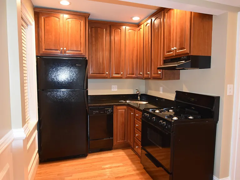120 D St #2 — Photo 3