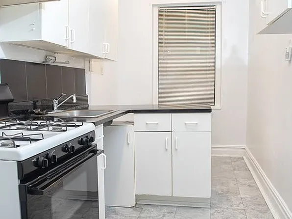 35-20 73rd St #1J, Queens, NY 11372