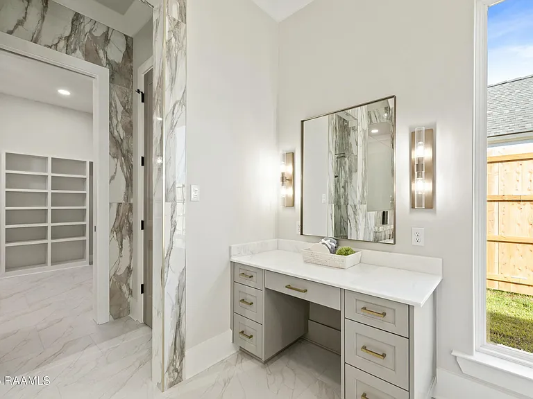 109 Trailing Oaks Dr — Photo 31