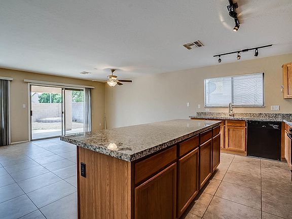 5th image of 21427 N 87th Dr