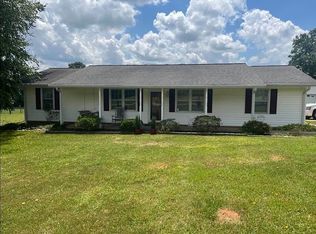 101 Ansel Fowler Dr, Starr, SC 29684