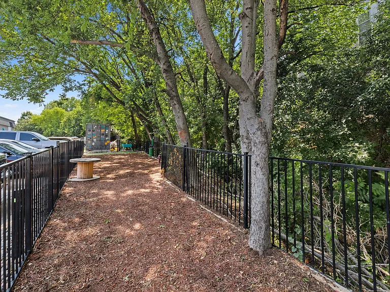 The Ace Apartments — Photo 32