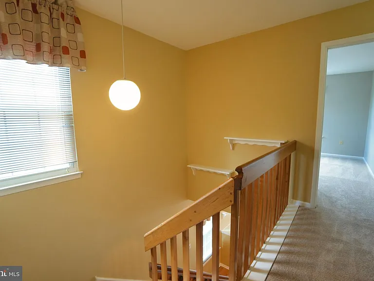 2005 Harvard Dr — Photo 23