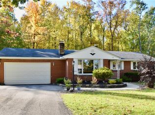 50 Edgewood Dr, Grafton, OH 44044
