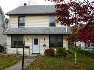 102 Overlook Rd, Cedar Grove, NJ 07009