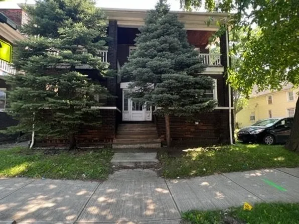 3247 E 55th St, Cleveland, OH 44127