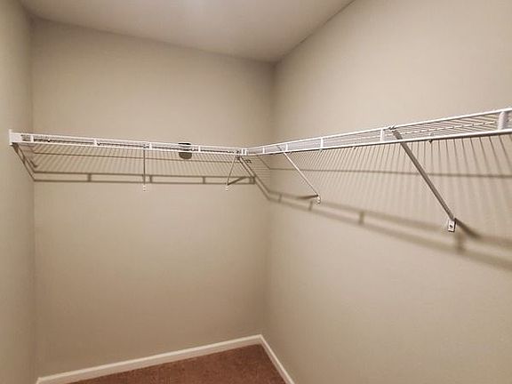 4th image of 539 Belcaro Dr
