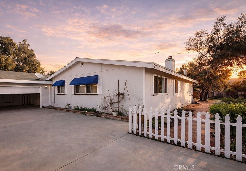 1st image of 8851 Hierba Rd