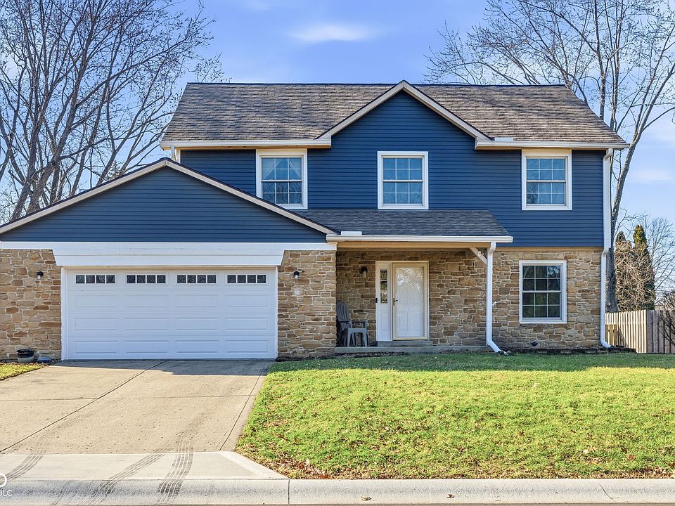 1st image of 303 Redbay Dr