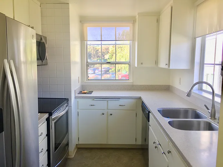 565 Lori Dr #56 — Photo 4