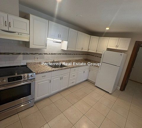 2nd image of 5 Oakland St