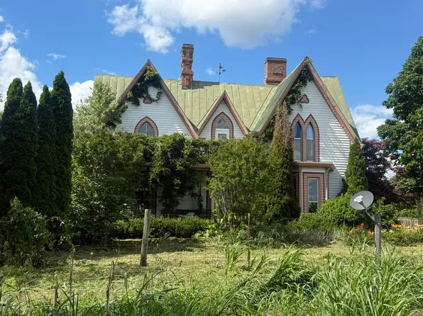 5253 Raymond Rd, Mayslick, KY 41055
