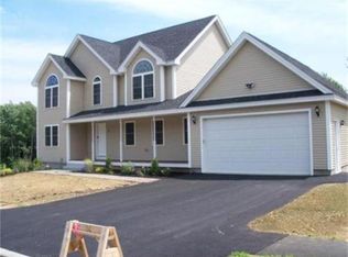 16 Nass Farm Rd, Leominster, MA 01453