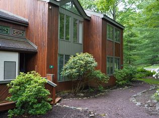 39 Falcon Run, Lake Harmony, PA 18624