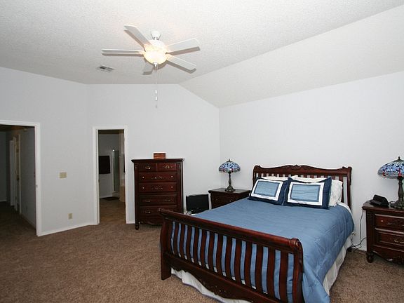 4th image of 516 S Kalanchoe Ave