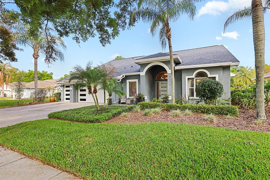5208 Laurel Pointe Dr