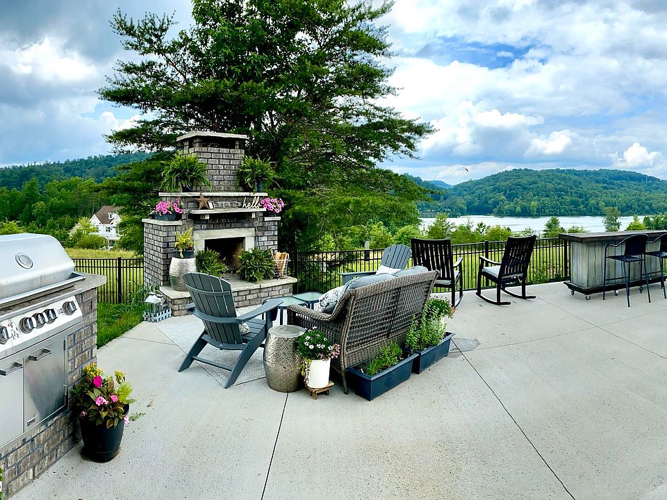 102 Pineberry West Rd, Oak Ridge, TN 37830 Zillow