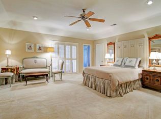 10010 Locke Ln, Houston, TX 77042